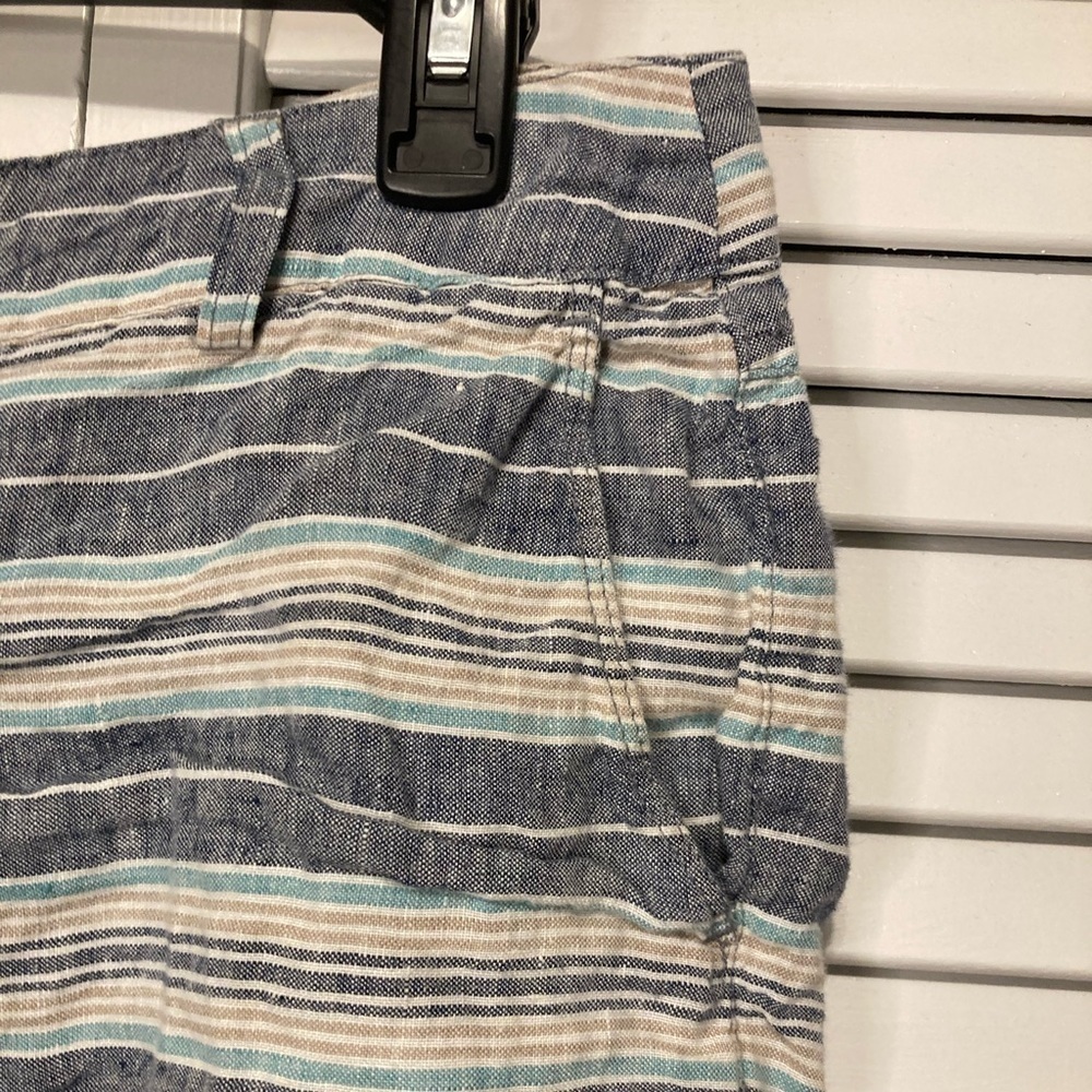 British Khaki 100% Linen Tan And Blue Striped Shorts Size 2 - Picture 3 of 9